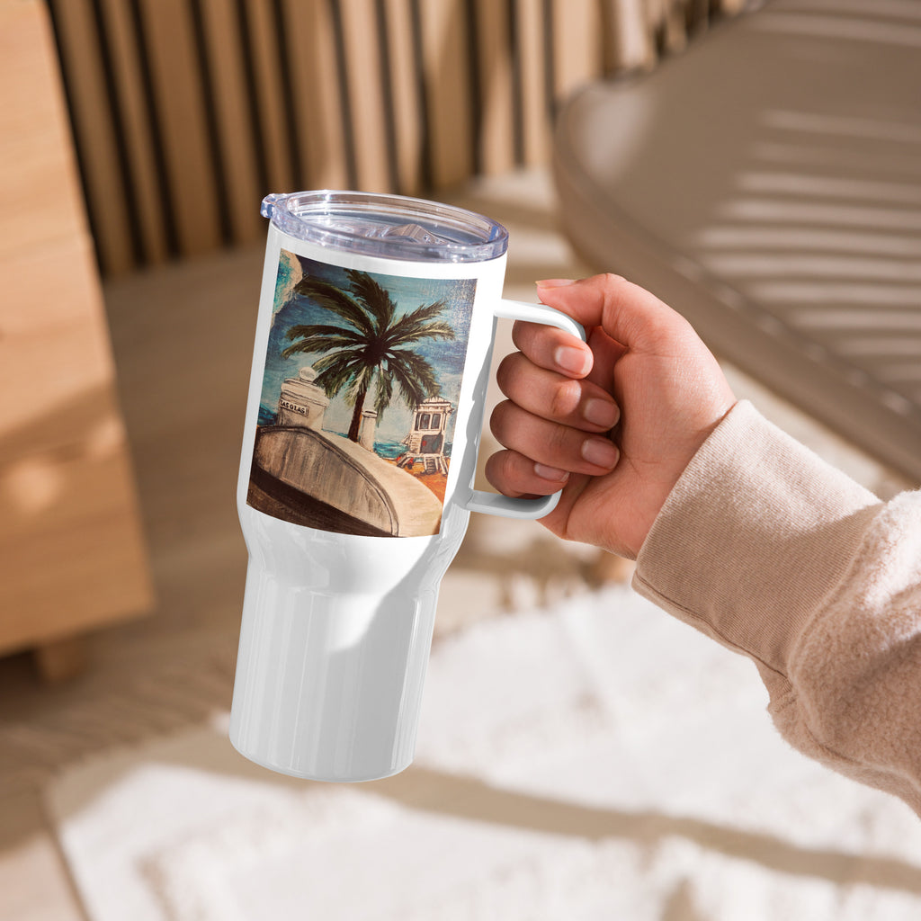 Travel mug with a handle
